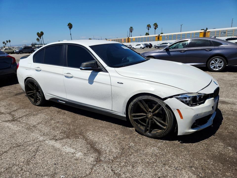 66829236 :رقم المزاد ، WBA8E1G56GNT35253 vin ، 2016 Bmw 320 مزاد بيع