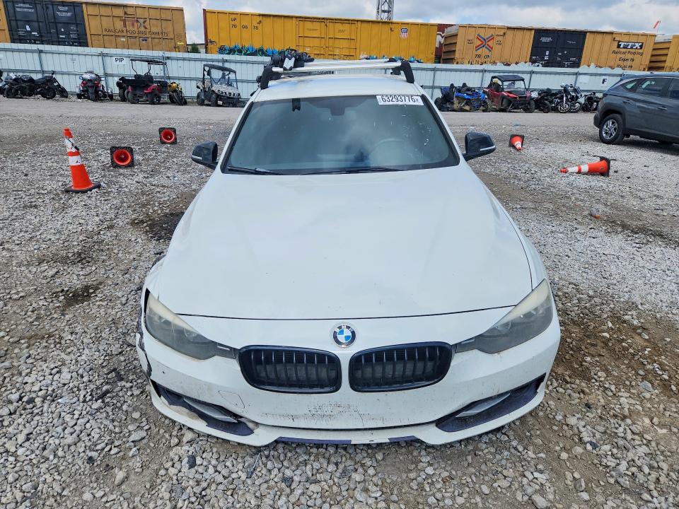 63293776 :رقم المزاد ، WBA3D5C56EKX97918 vin ، 2014 Bmw 328 مزاد بيع