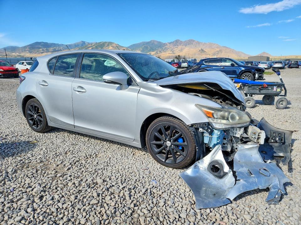 65416926 :رقم المزاد ، JTHKD5BH2B2010869 vin ، 2011 Lexus Ct مزاد بيع