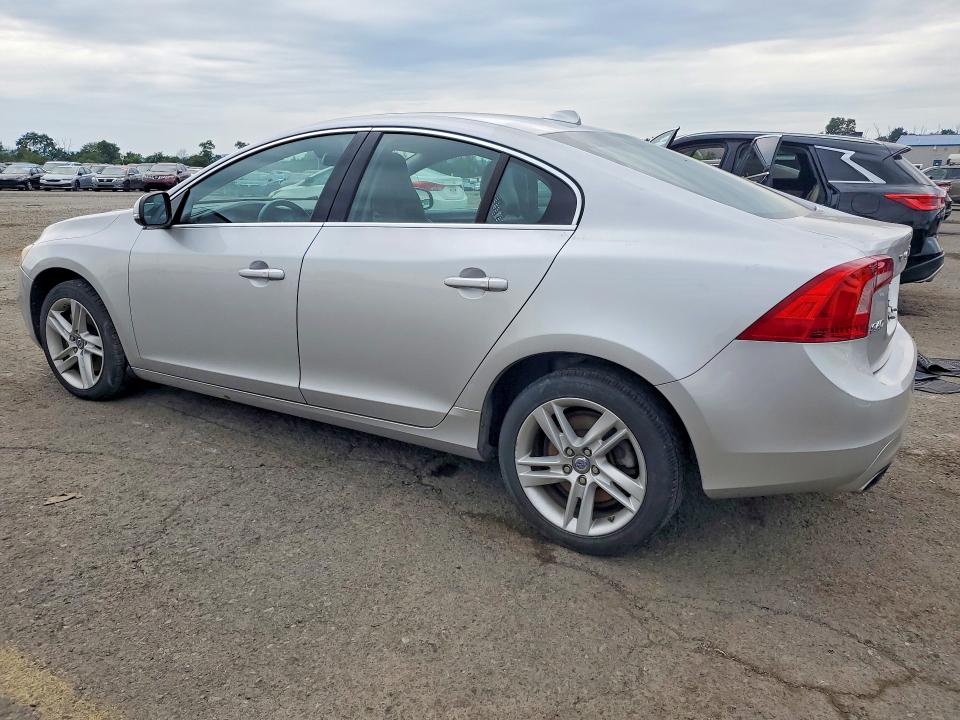 2014 Volvo S60 მანქანა იყიდება აუქციონზე, vin: YV1612FS9E2290949, აუქციონის ნომერი: 65984446
