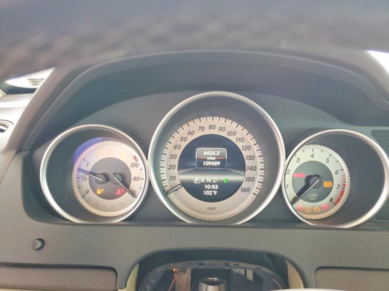 2013 Mercedes-benz C მანქანა იყიდება აუქციონზე, vin: WDDGJ4HB1DG036839, აუქციონის ნომერი: 64128116