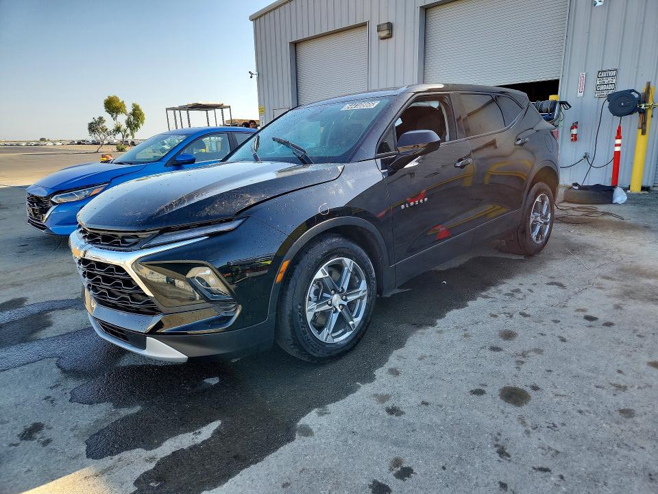 64410866 :رقم المزاد ، 3GNKBCR48TS146838 vin ، 2026 Chevrolet Blazer مزاد بيع