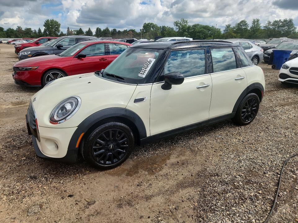 Продажа на аукционе авто 2021 Mini Cooper, vin: WMWXU7C08M2P10021, номер лота: 63240456