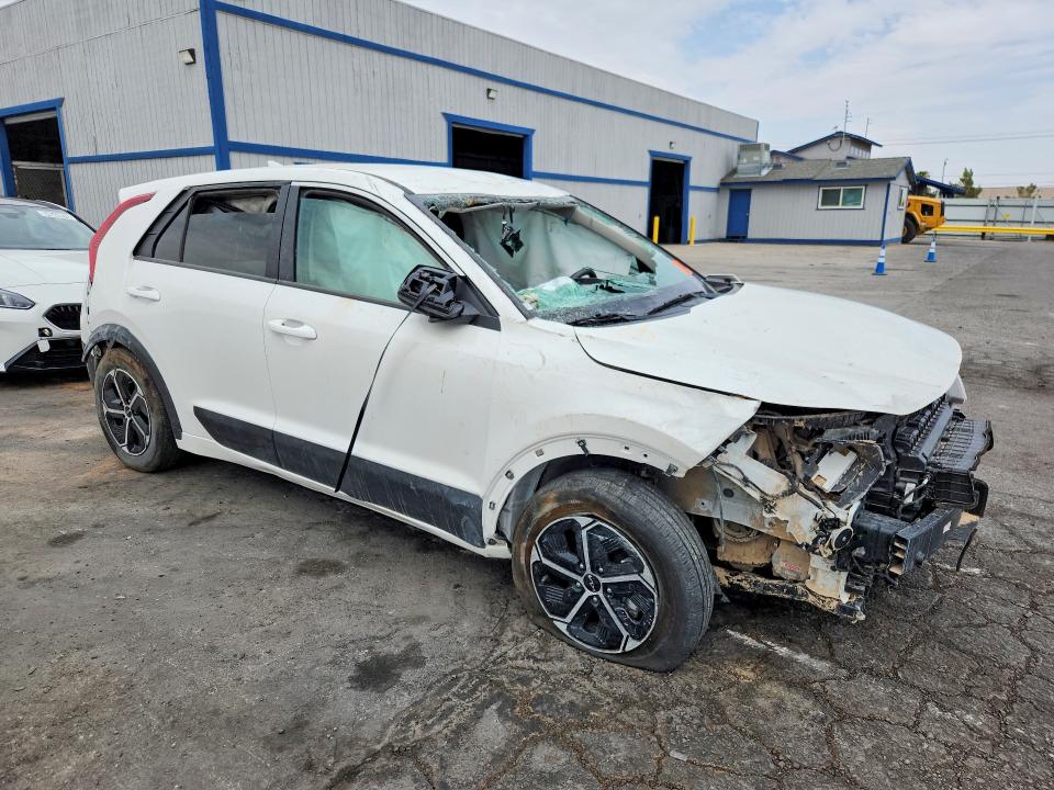 64724526 :رقم المزاد ، KNDCP3LE4T5328594 vin ، 2026 Kia Niro مزاد بيع