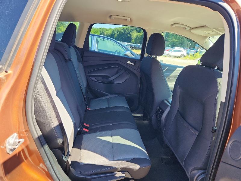 Продажа на аукционе авто 2017 Ford Escape, vin: 1FMCU9GD6HUC03831, номер лота: 62776866