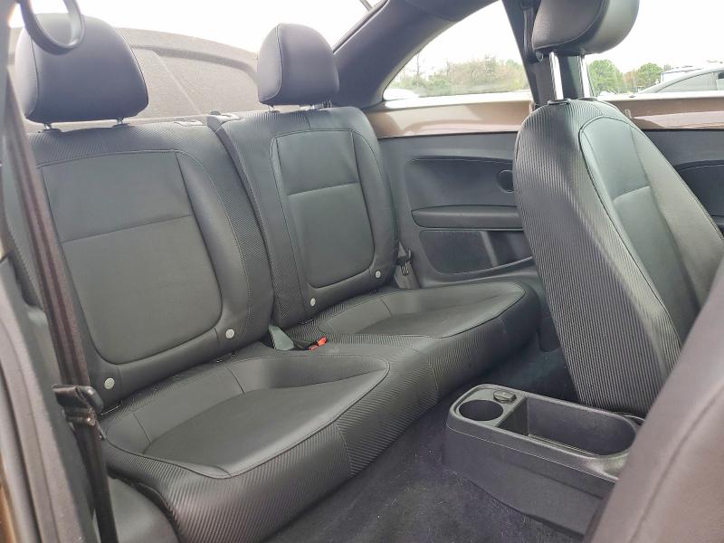 66445586 :رقم المزاد ، 3VWJP7AT2CM665529 vin ، 2012 Volkswagen Beetle مزاد بيع