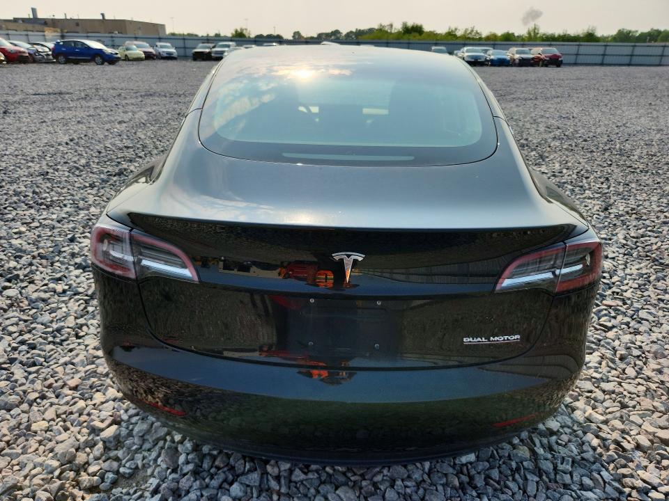 2018 Tesla Model 3 მანქანა იყიდება აუქციონზე, vin: 5YJ3E1EB6JF071804, აუქციონის ნომერი: 64393036