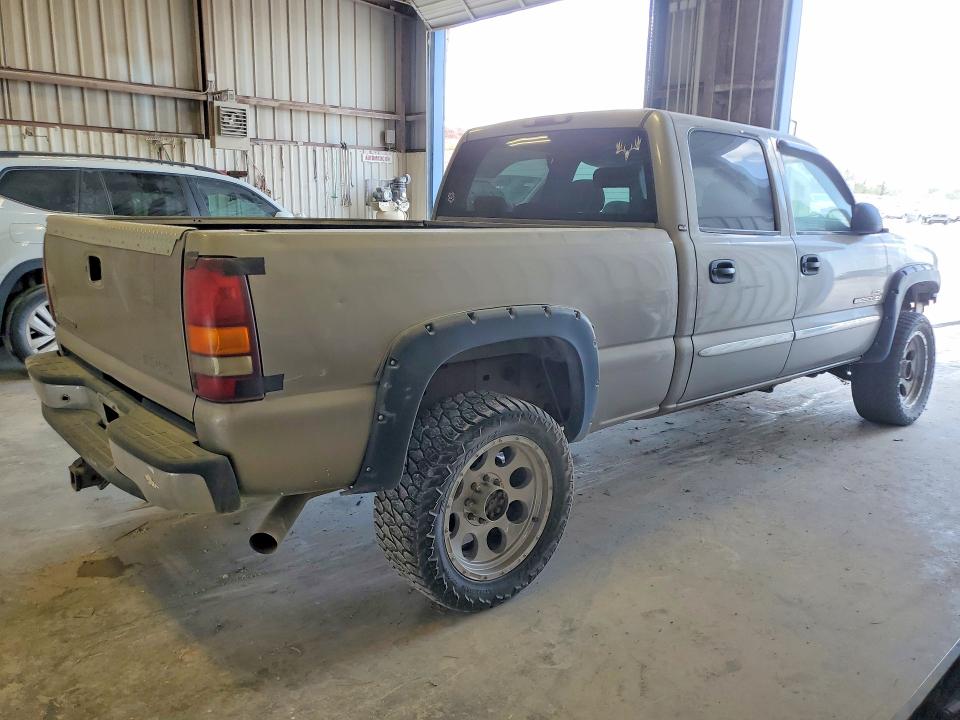 66843646 :رقم المزاد ، 1GTHC23183F123508 vin ، 2003 Gmc Sierra مزاد بيع