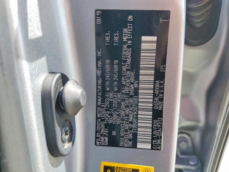 2019 Toyota Highlander Hybrid მანქანა იყიდება აუქციონზე, vin: 5TDBGRFH1KS075683, აუქციონის ნომერი: 61451196