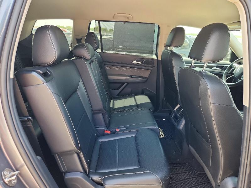 63202996 :رقم المزاد ، 1V2DP2CA2NC516104 vin ، 2022 Volkswagen Atlas مزاد بيع