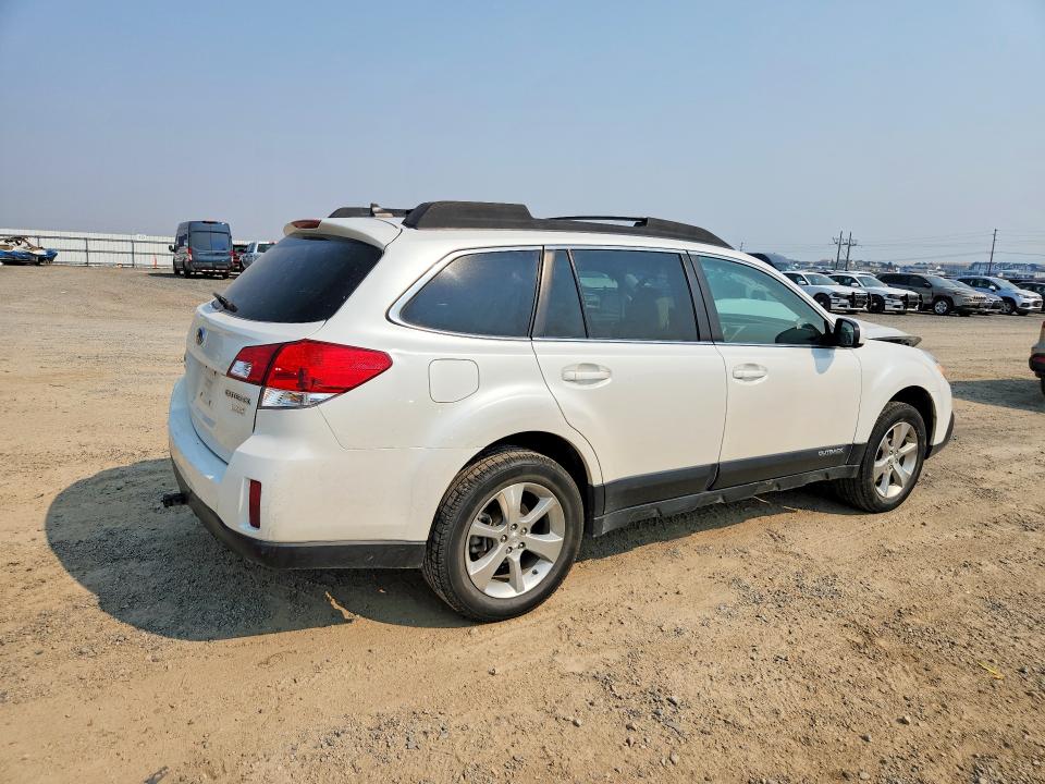 64307036 :رقم المزاد ، 4S4BRBLCXE3287431 vin ، 2014 Subaru Outback مزاد بيع
