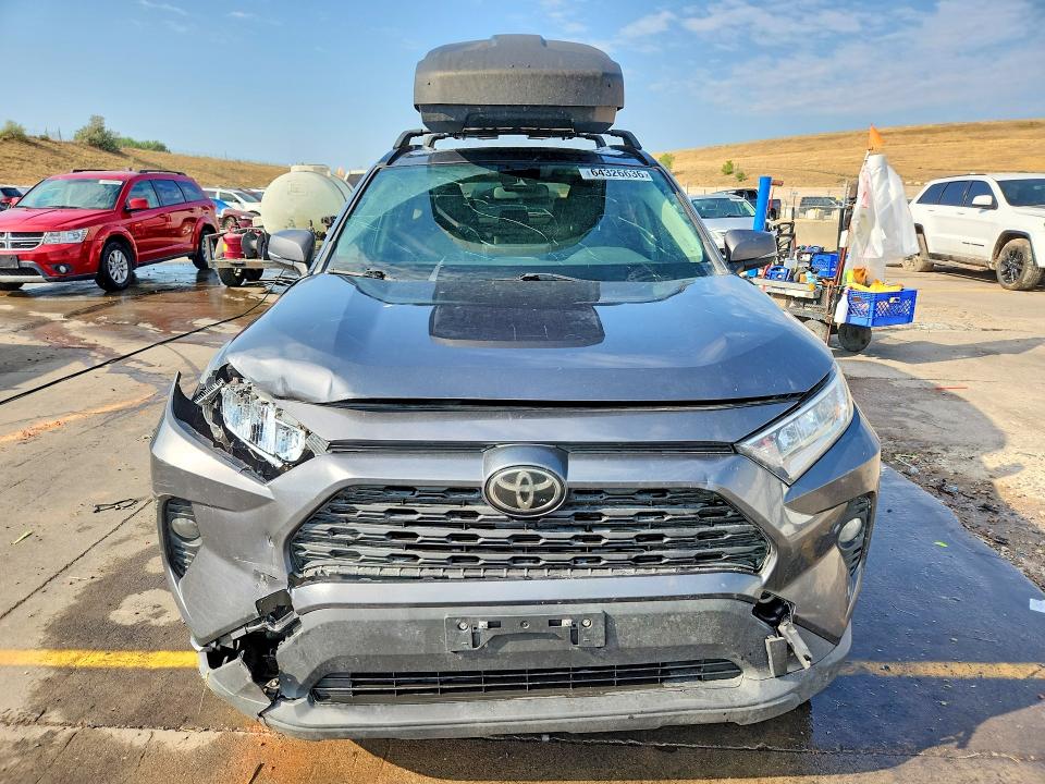 Продажа на аукционе авто 2020 Toyota Rav4, vin: JTMP1RFV0LD054012, номер лота: 64326636