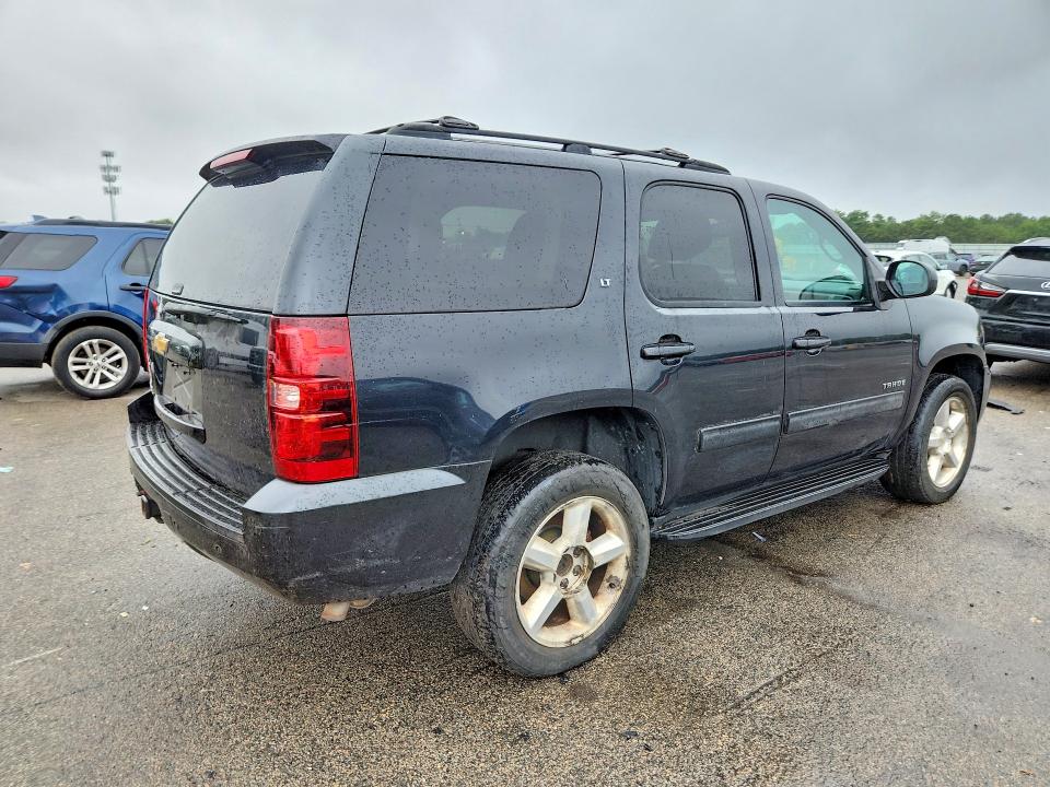63581856 :رقم المزاد ، 1GNSKBE0XDR179390 vin ، 2013 Chevrolet Tahoe مزاد بيع