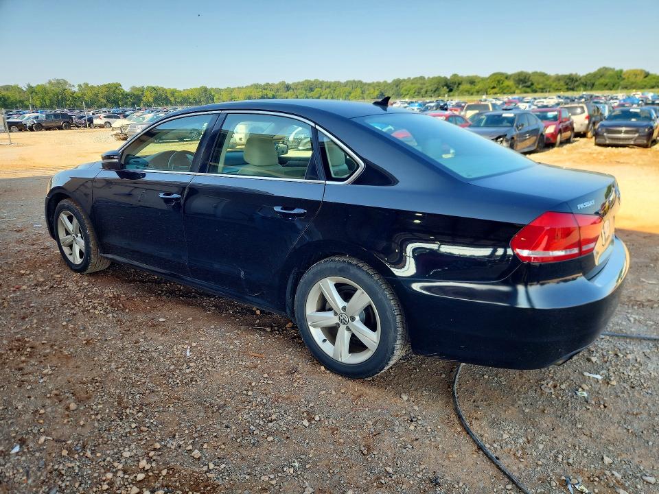 2015 Volkswagen Passat მანქანა იყიდება აუქციონზე, vin: 1VWAT7A39FC085888, აუქციონის ნომერი: 64272766