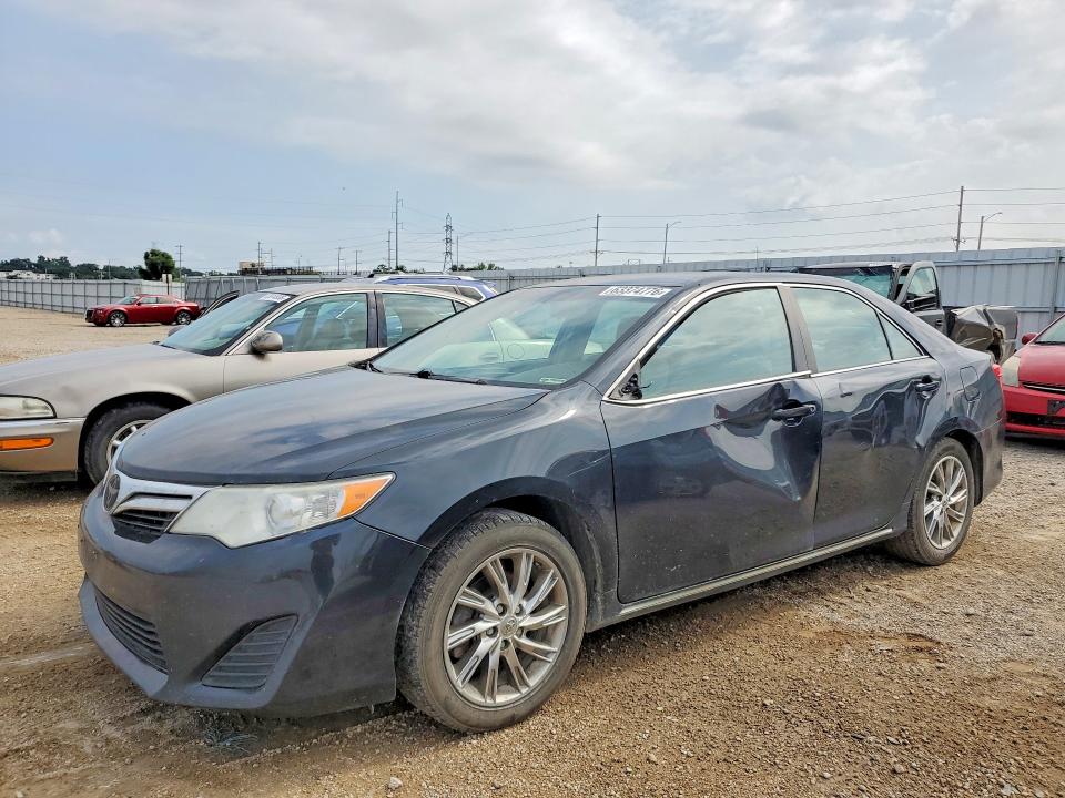 2012 Toyota Camry მანქანა იყიდება აუქციონზე, vin: 4T4BF1FK0CR208075, აუქციონის ნომერი: 63374776