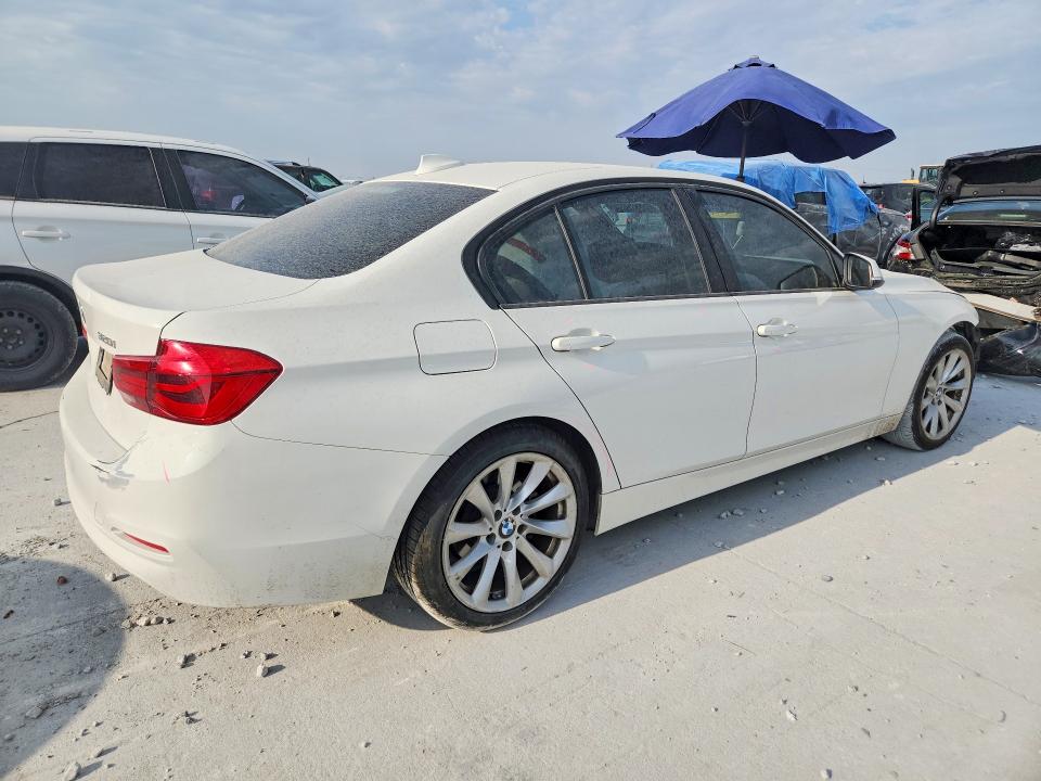 2018 Bmw 320 მანქანა იყიდება აუქციონზე, vin: WBA8E1G5XJNU89956, აუქციონის ნომერი: 65436676