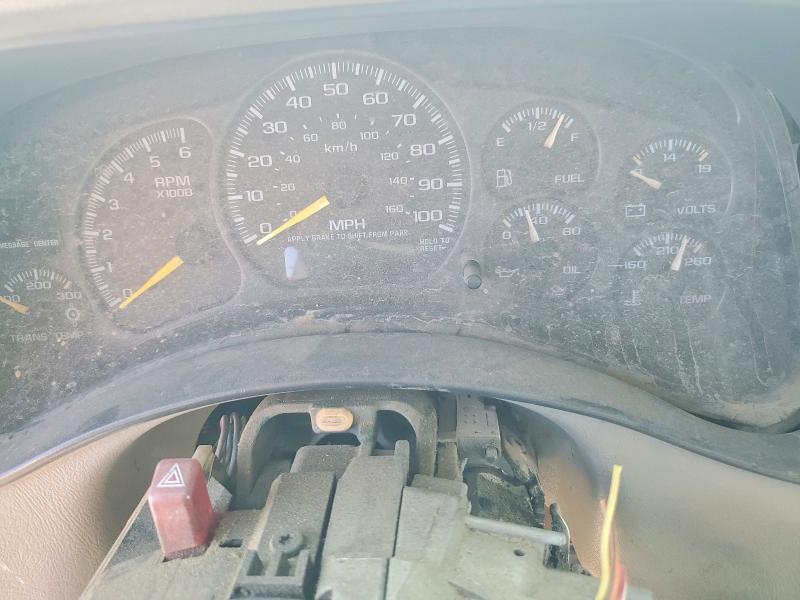 Продажа на аукционе авто 2000 Chevrolet Silverado, vin: 1GCGC29U3YE320564, номер лота: 64918366