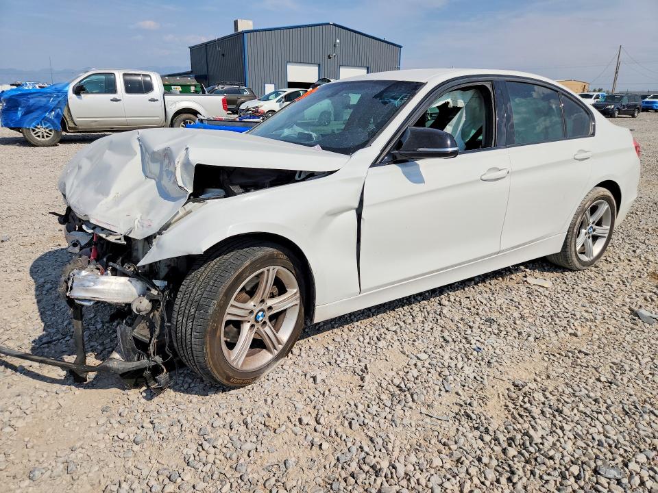 63618536 :رقم المزاد ، WBA3A5C59FF606625 vin ، 2015 Bmw 328 مزاد بيع