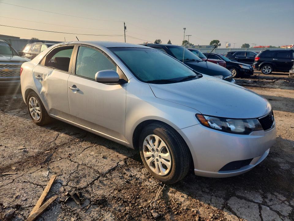 2011 Kia Forte მანქანა იყიდება აუქციონზე, vin: KNAFT4A27B5885521, აუქციონის ნომერი: 65440196
