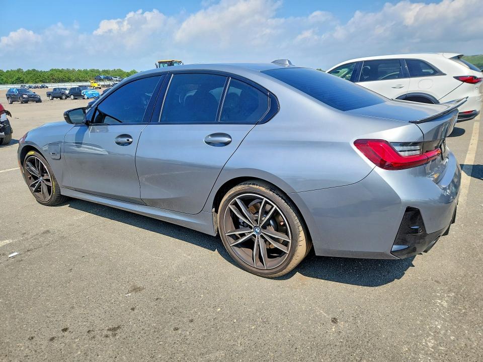 63813576 :رقم المزاد ، 3MW39FS01P8D07368 vin ، 2023 Bmw 330xe مزاد بيع