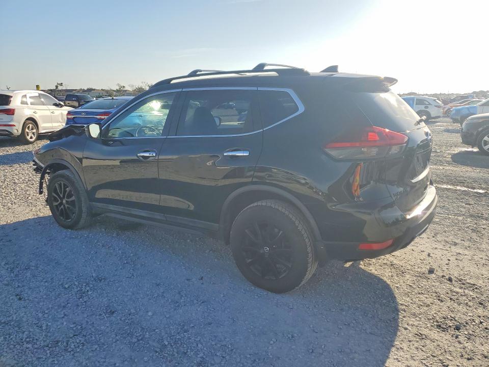2018 Nissan Rogue მანქანა იყიდება აუქციონზე, vin: 5N1AT2MV1JC813713, აუქციონის ნომერი: 66710546