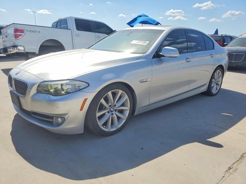 64625156 :رقم المزاد ، WBAFR7C56BC603081 vin ، 2011 Bmw 535 مزاد بيع