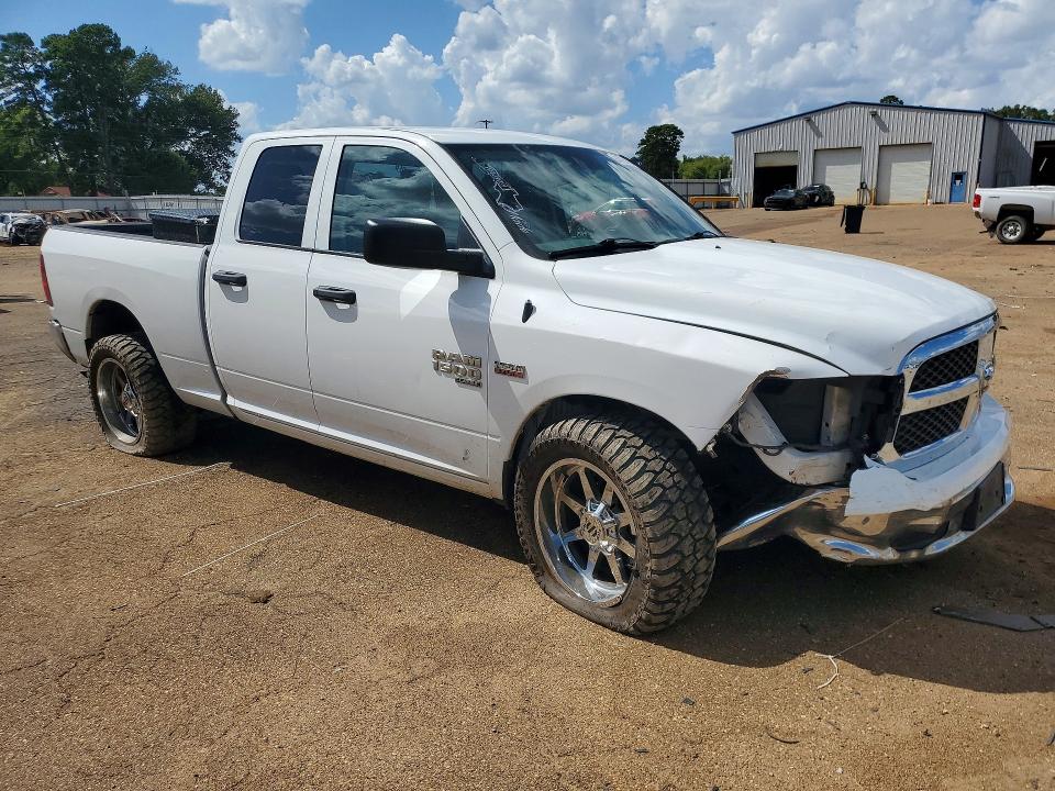 64725406 :رقم المزاد ، 1C6RR6FT9LS147743 vin ، 2020 Ram 1500 Classic مزاد بيع