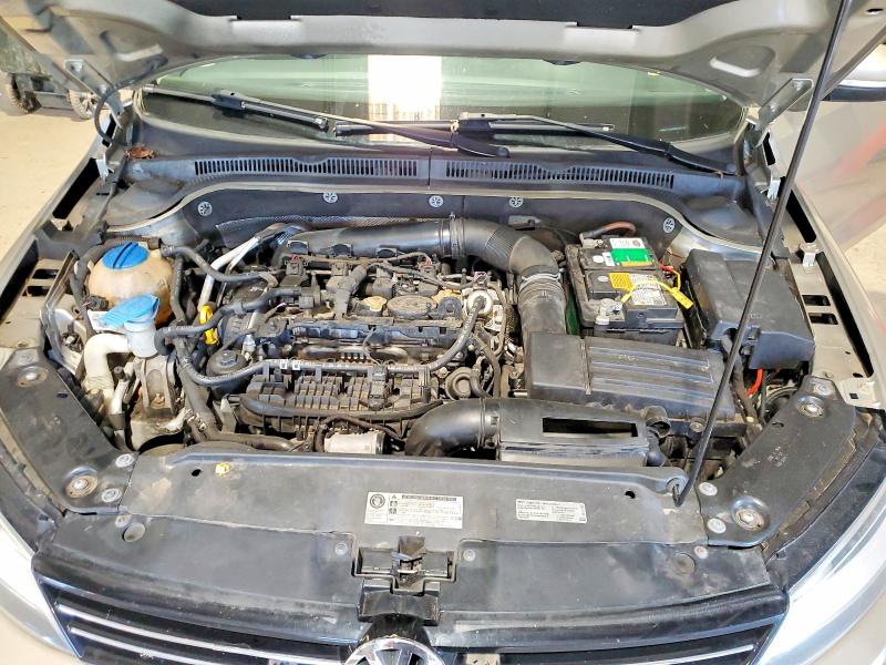 63680586 :رقم المزاد ، 3VWD17AJ5EM235106 vin ، 2014 Volkswagen Jetta مزاد بيع