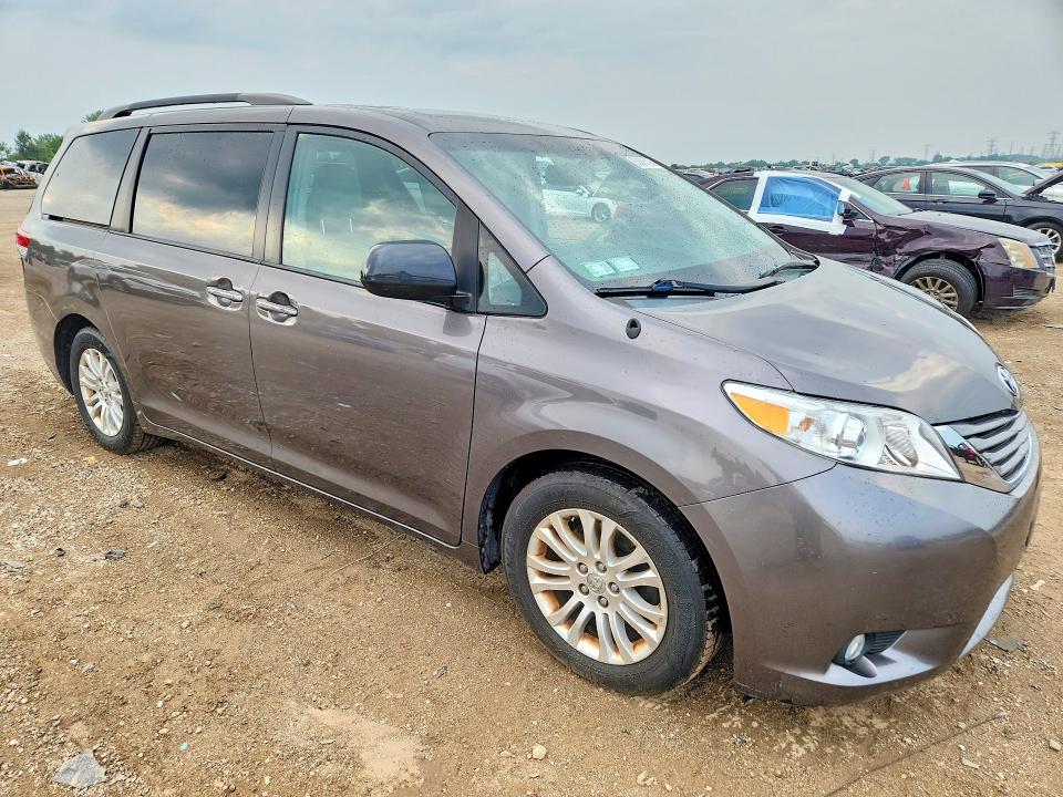 2013 Toyota Sienna მანქანა იყიდება აუქციონზე, vin: 5TDYK3DC5DS370883, აუქციონის ნომერი: 63356126
