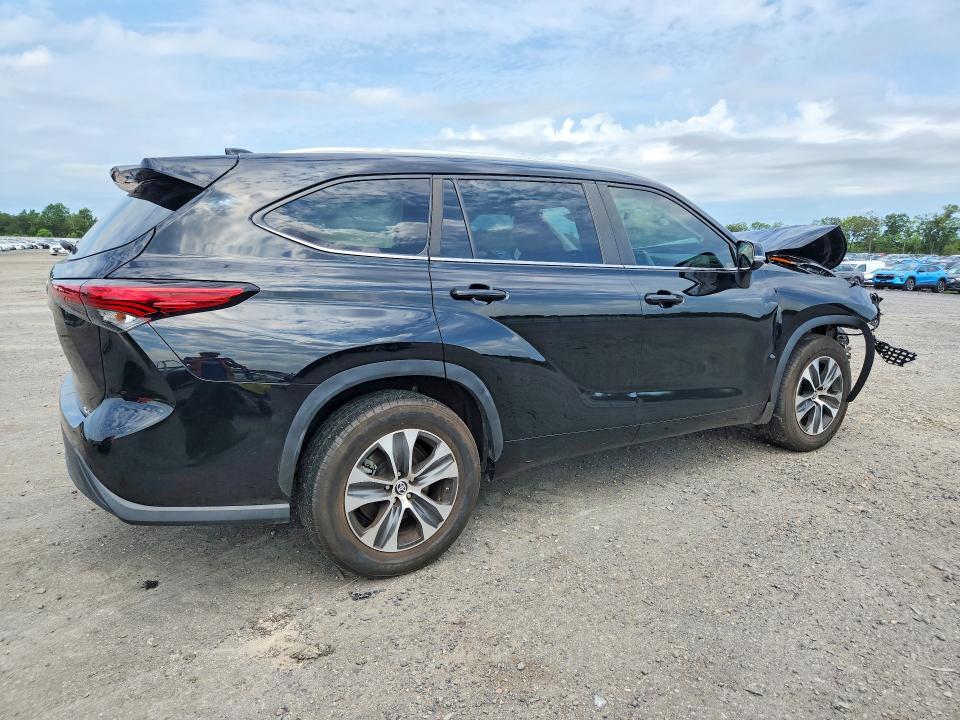 63688926 :رقم المزاد ، 5TDKDRAH6PS011520 vin ، 2023 Toyota Highlander مزاد بيع