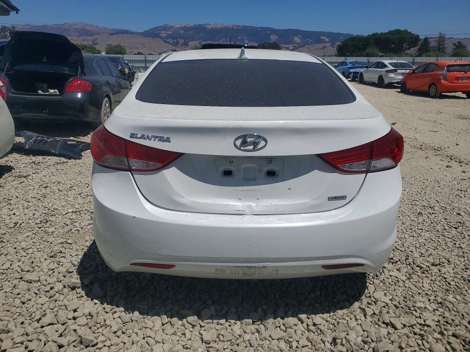 2011 Hyundai Elantra მანქანა იყიდება აუქციონზე, vin: 5NPDH4AE6BH003731, აუქციონის ნომერი: 64095706