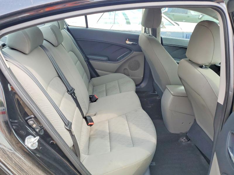 2015 Kia Forte მანქანა იყიდება აუქციონზე, vin: KNAFK4A66F5412009, აუქციონის ნომერი: 61922406