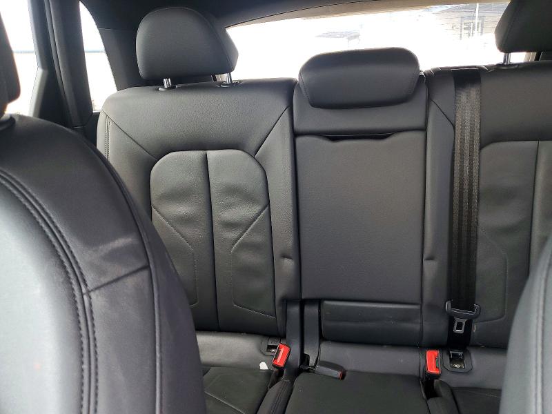 Продажа на аукционе авто 2020 Audi Q3, vin: WA1AECF38L1007926, номер лота: 64356516