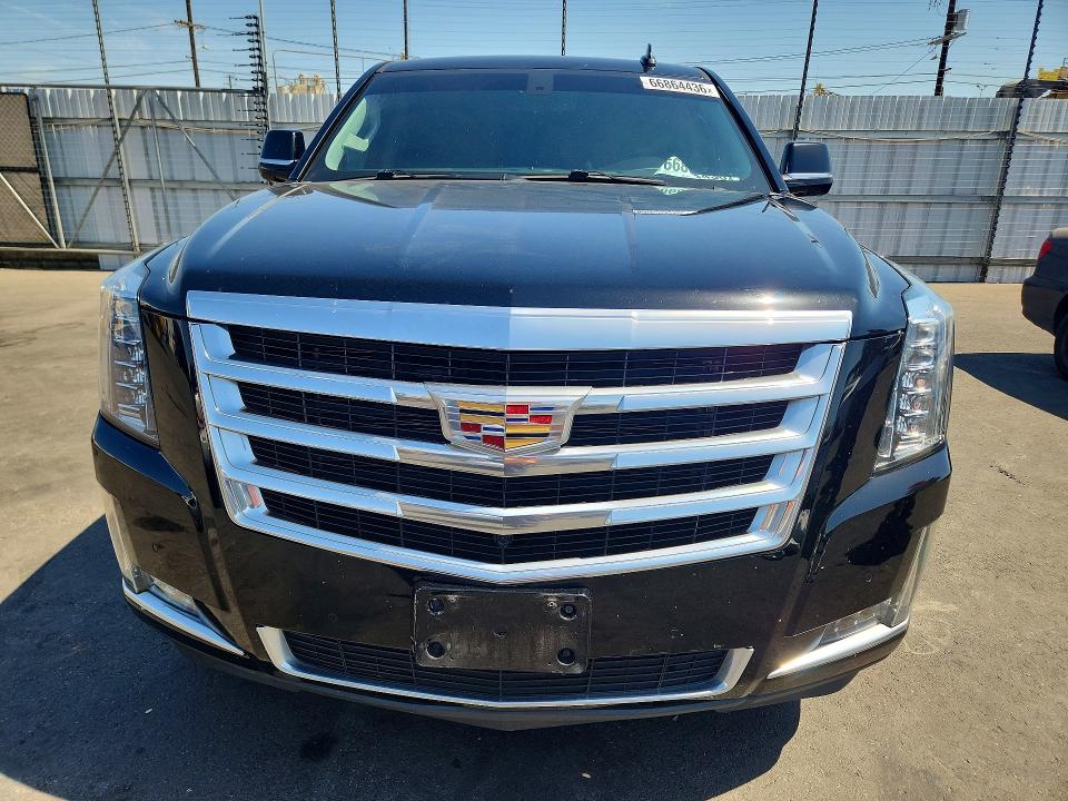 2020 Cadillac Escalade მანქანა იყიდება აუქციონზე, vin: 1GYS3GKJ7LR202634, აუქციონის ნომერი: 66864436