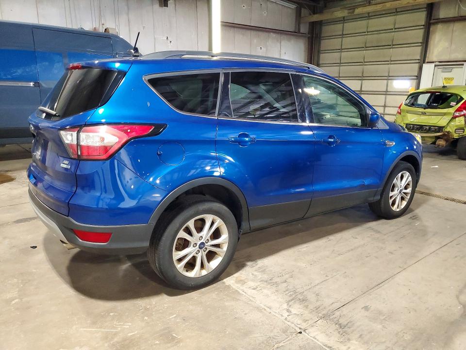 2018 Ford Escape მანქანა იყიდება აუქციონზე, vin: 1FMCU9GD1JUA28409, აუქციონის ნომერი: 63785976