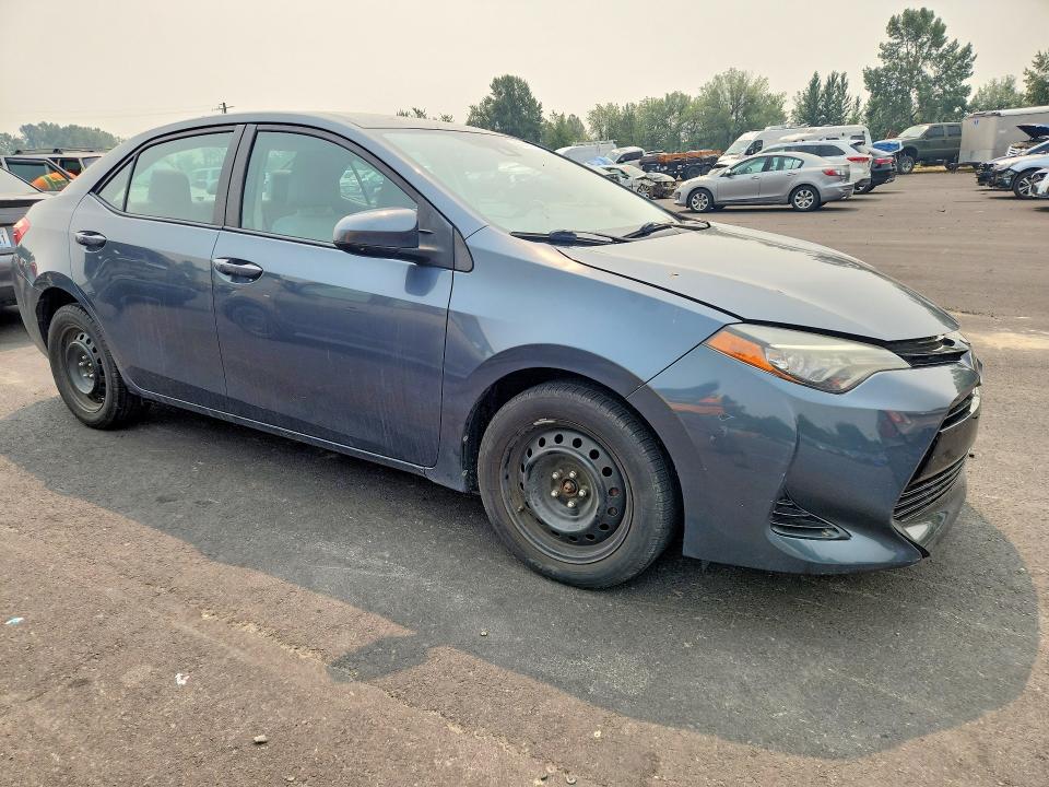 Продаж на аукціоні авто 2017 Toyota Corolla, vin: 2T1BURHE6HC812471, номер лоту: 63880516