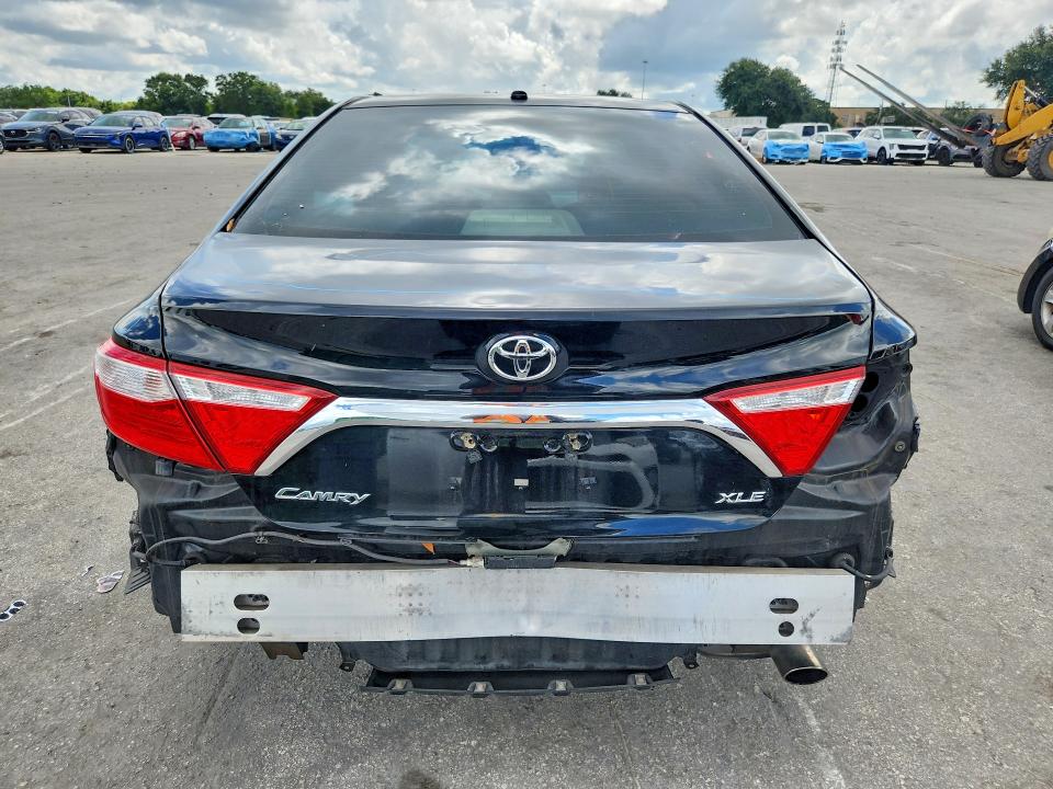 2016 Toyota Camry მანქანა იყიდება აუქციონზე, vin: 4T1BF1FK3GU589808, აუქციონის ნომერი: 64031416