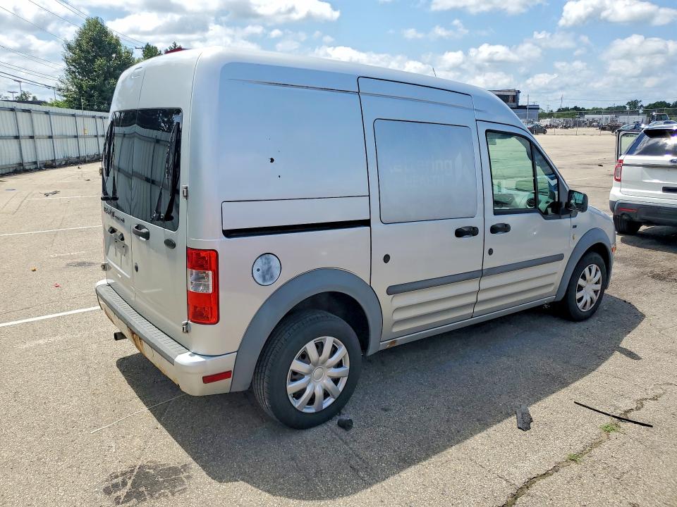 2010 Ford Transit Connect მანქანა იყიდება აუქციონზე, vin: NM0LS6BNXAT032969, აუქციონის ნომერი: 63691456