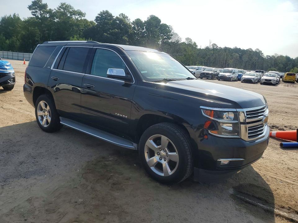 63995956 :رقم المزاد ، 1GNSCCKC0FR257180 vin ، 2015 Chevrolet Tahoe مزاد بيع