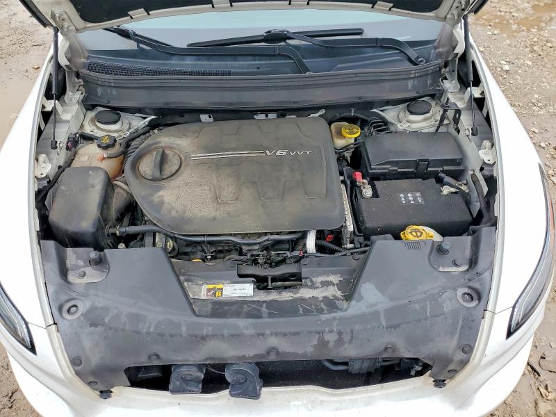 63877936 :رقم المزاد ، 1C4PJLCS5HW535084 vin ، 2017 Jeep Cherokee مزاد بيع