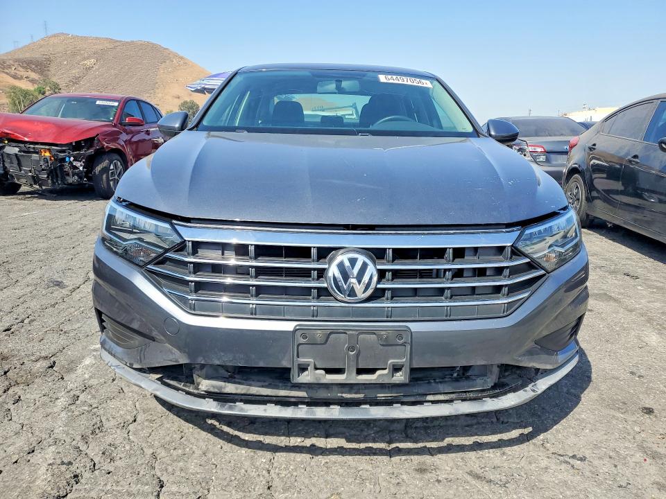 64497056 :رقم المزاد ، 3VWC57BU6MM076667 vin ، 2021 Volkswagen Jetta مزاد بيع