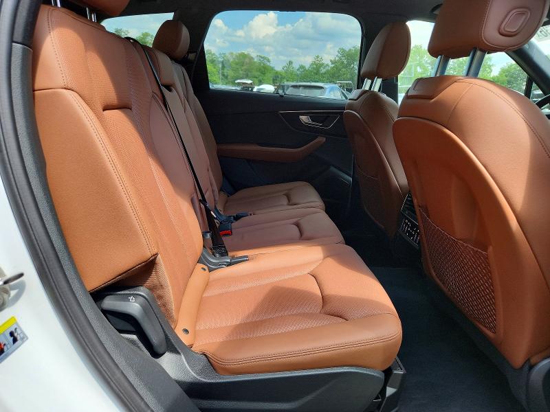 Продажа на аукционе авто 2021 Audi Q7, vin: WA1LXAF73MD036969, номер лота: 63930636