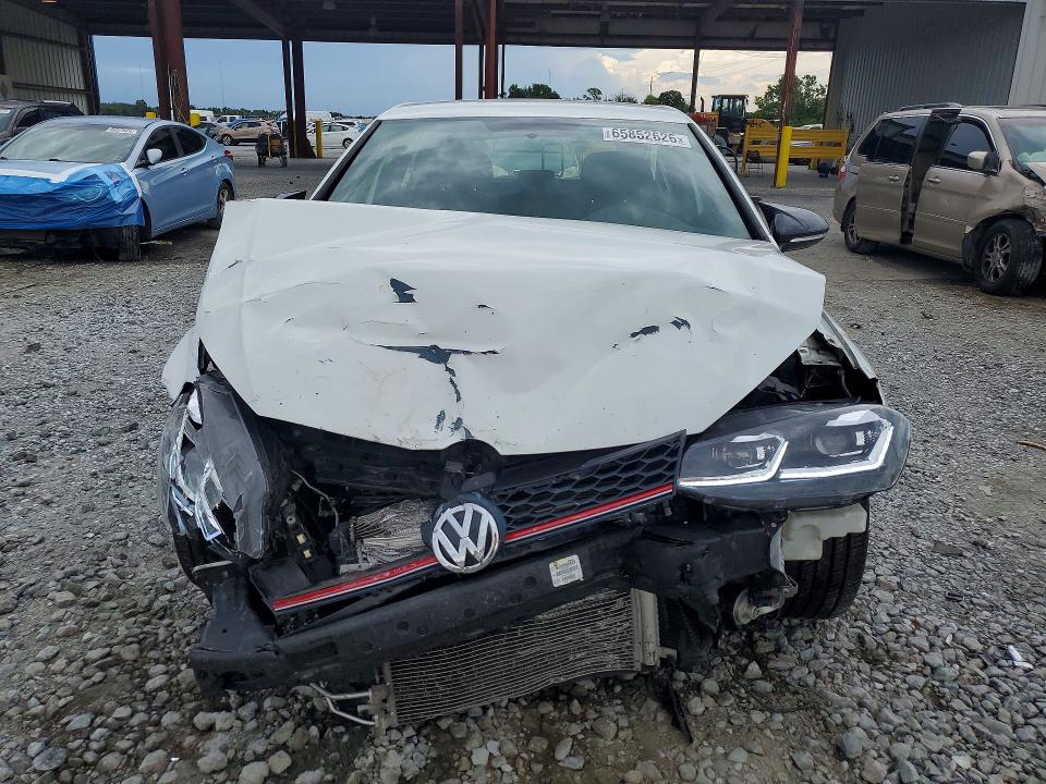 2017 Volkswagen Gti მანქანა იყიდება აუქციონზე, vin: 3VW4T7AU1HM064055, აუქციონის ნომერი: 65852626