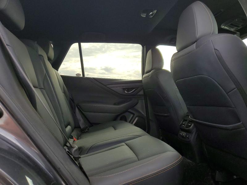 65394726 :رقم المزاد ، 4S4BTGUD1N3182993 vin ، 2022 Subaru Outback مزاد بيع