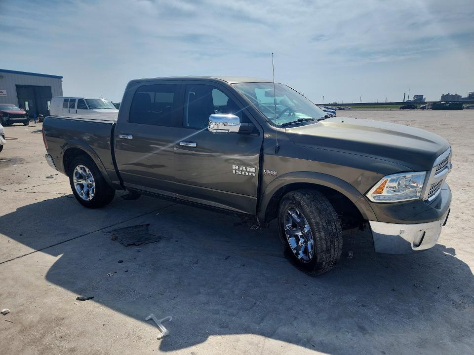 66559756 :رقم المزاد ، 1C6RR6NT2FS762365 vin ، 2015 Ram 1500 مزاد بيع
