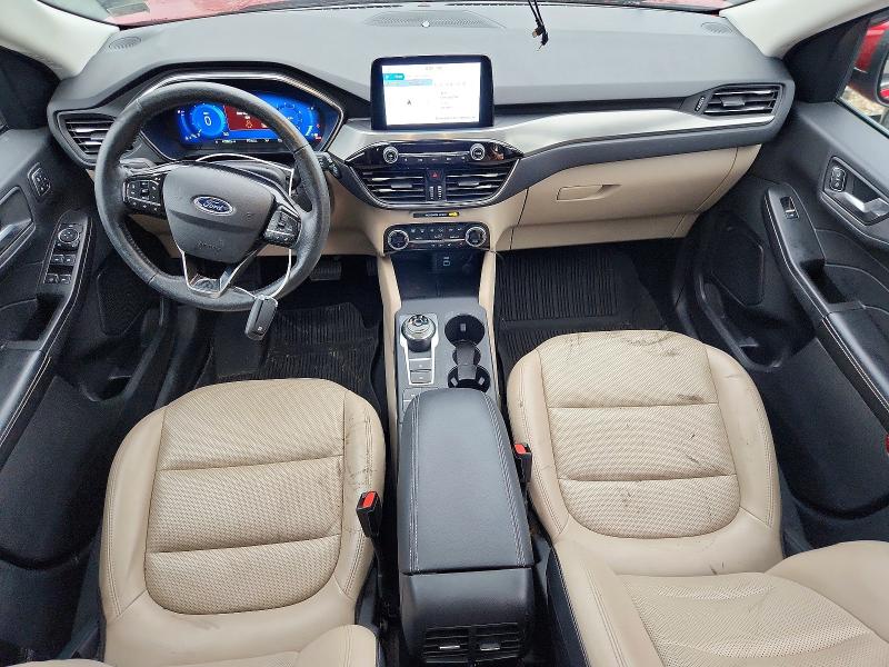 62589626 :رقم المزاد ، 1FMCU9J94MUA62949 vin ، 2021 Ford Escape مزاد بيع