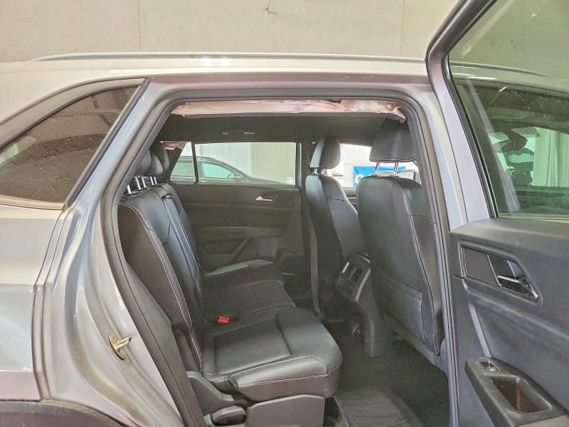 64766006 :رقم المزاد ، 1V21E2CA8LC228271 vin ، 2020 Volkswagen Atlas Cross Sport مزاد بيع