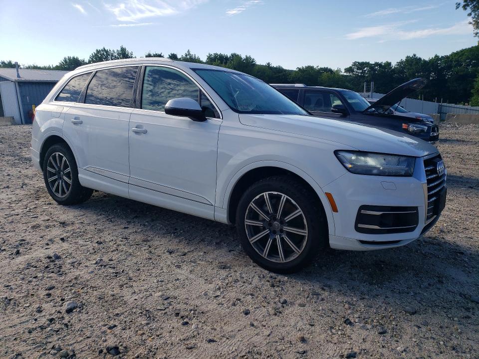 Продаж на аукціоні авто 2017 Audi Q7, vin: WA1LAAF74HD006323, номер лоту: 63869996