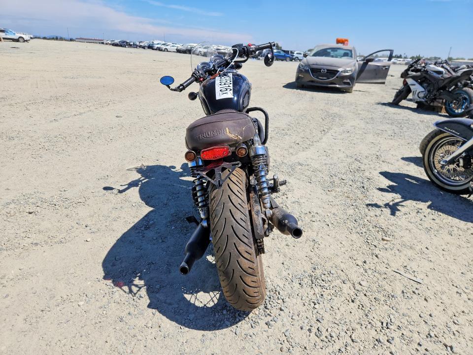 64935916 :رقم المزاد ، SMTD40HL0JT849244 vin ، 2018 Triumph Motorcycle Bonneville مزاد بيع