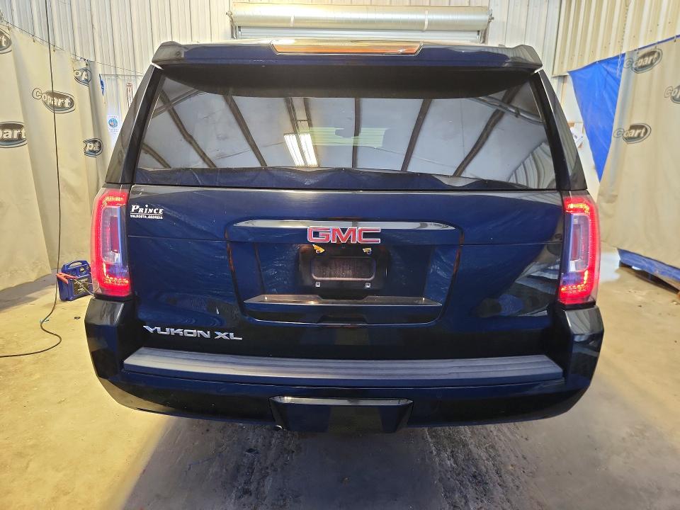 65668236 :رقم المزاد ، 1GKS1GKCXJR375868 vin ، 2018 Gmc Yukon Xl مزاد بيع